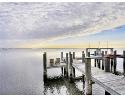 private boat dock