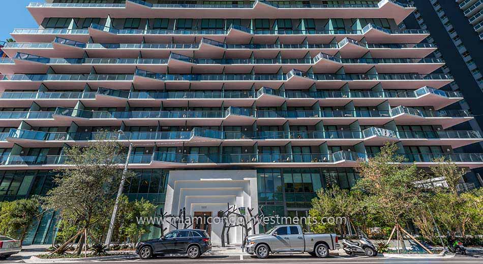 SLS Brickell Residences entrance