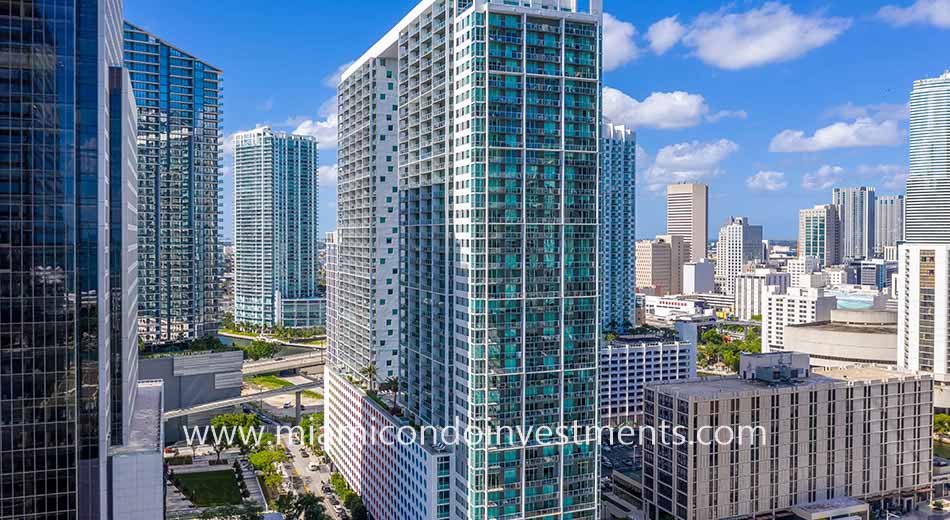 500 Brickell East condos