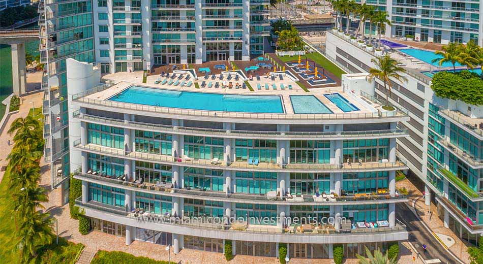 Mint condos pool deck