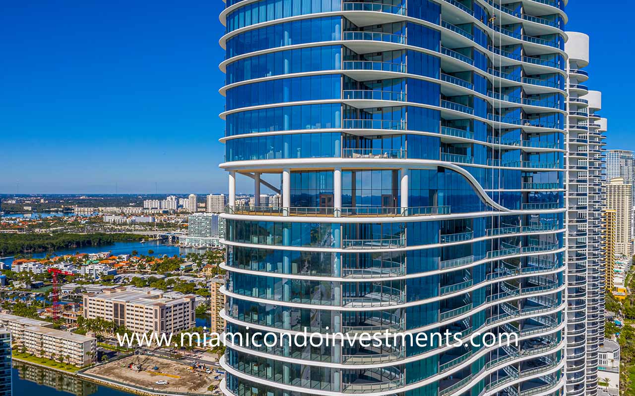 Ritz-Carlton Residences Sunny Isles designed by Arquitectonica