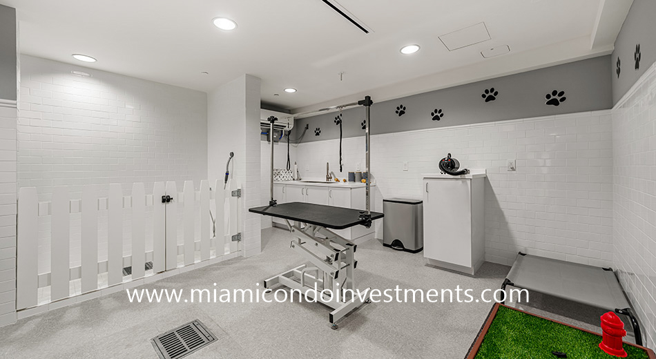 pet grooming room at The Ritz-Carlton Residences Miami Beach