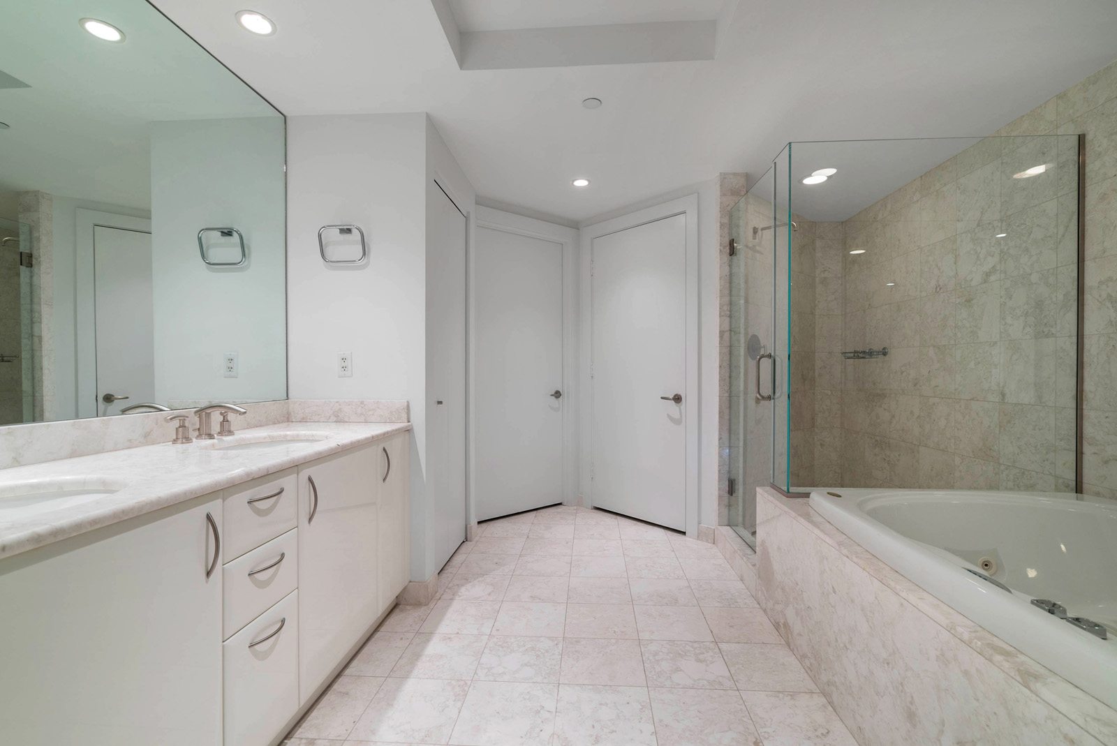 Jade at Brickell Bay master bath