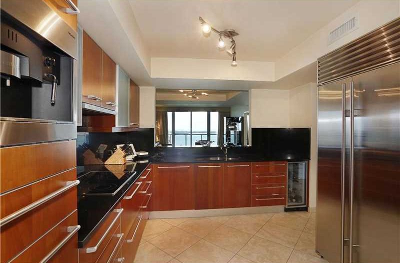 Jonathan Vilma Jade Condo _5