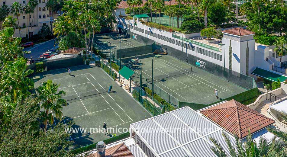 Porto Vita Aventura tennis courts