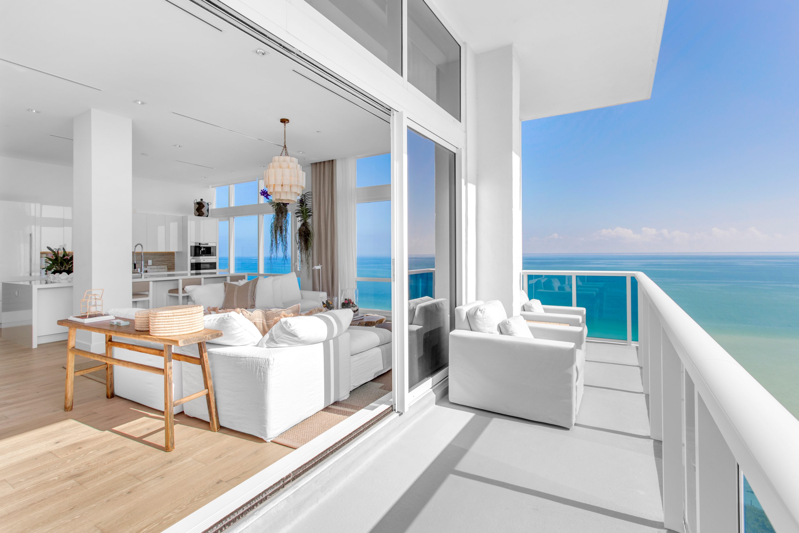 1 Homes South Beach Penthouse