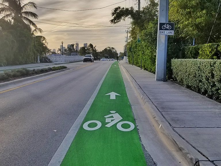 green bike lane