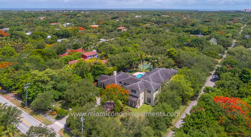 Pinecrest Florida homes