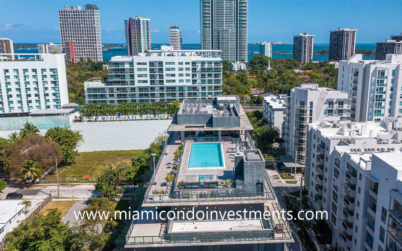 Cassa Brickell rooftop pool