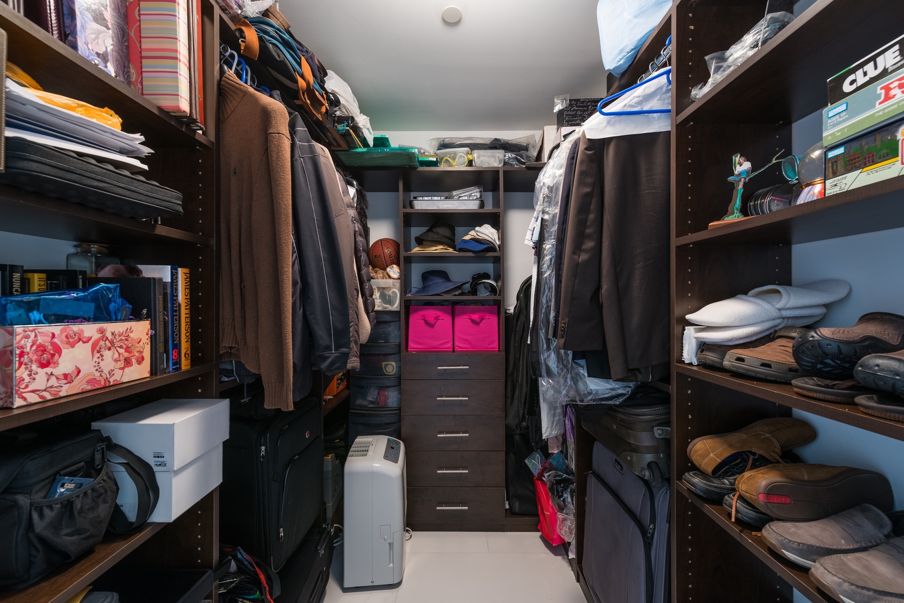 third bedroom walk-in closet