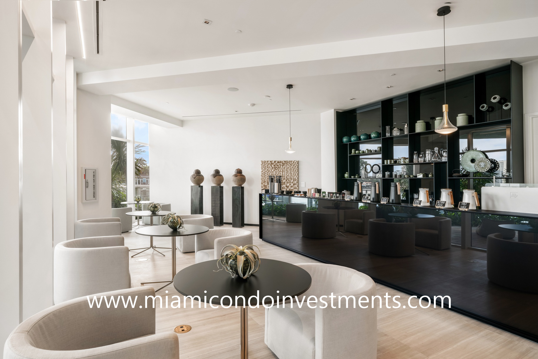 Ritz-Carlton Residences Miami Beach coffee bar