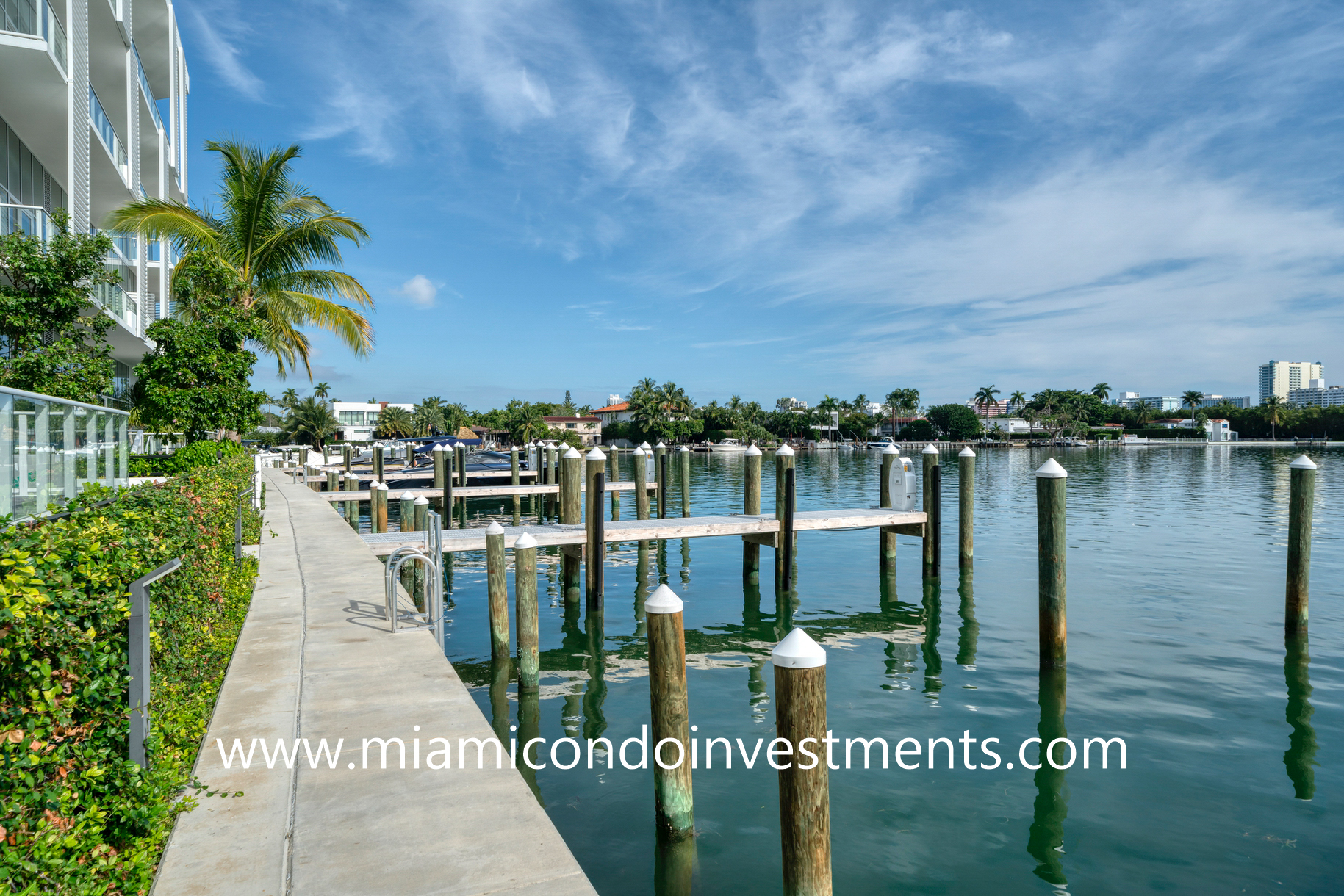 Ritz-Carlton Residences Miami Beach boat slips
