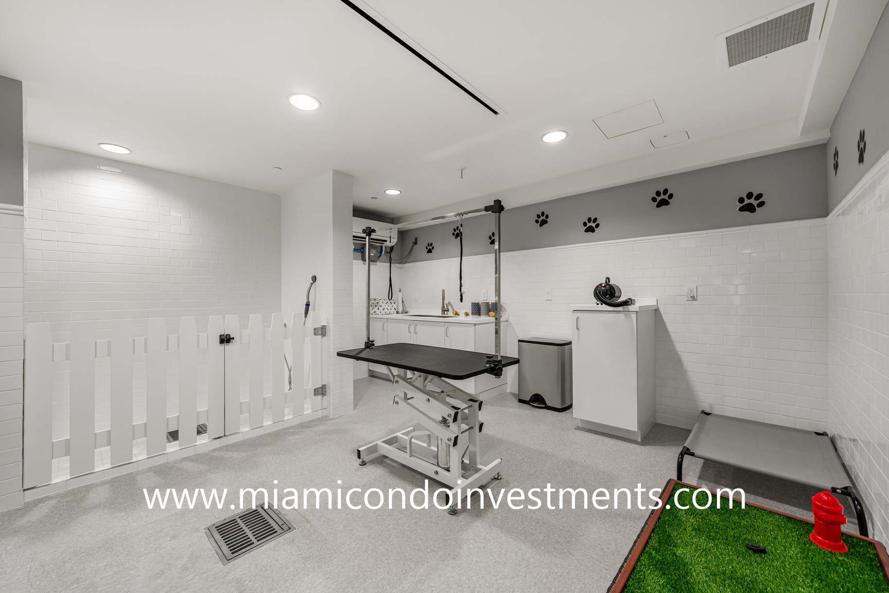 pet grooming room at The Ritz-Carlton Residences Miami Beach