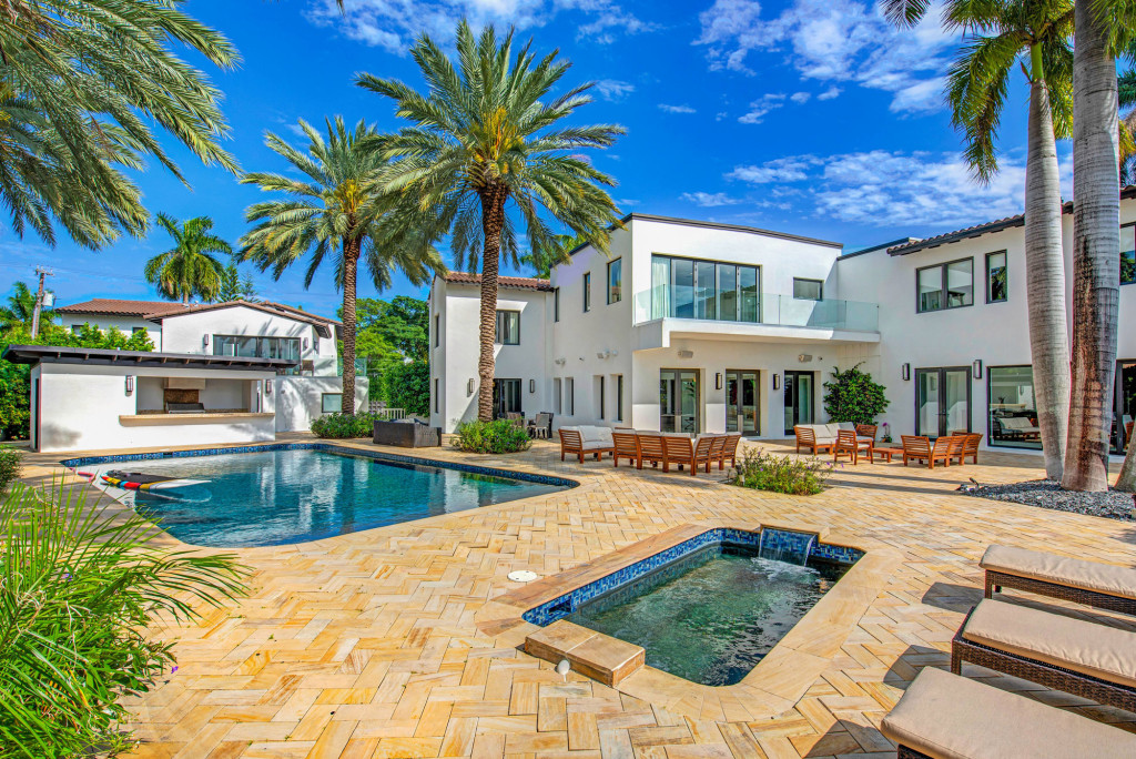 Jennifer Lopez and Ben Affleck's Miami Beach Rental