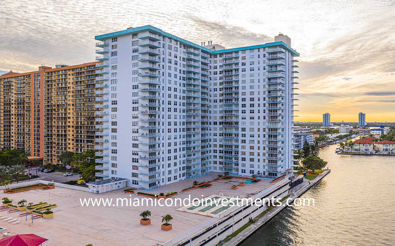 Winston Towers 500 Condos Sunny Isles Beach | Sales & Rentals