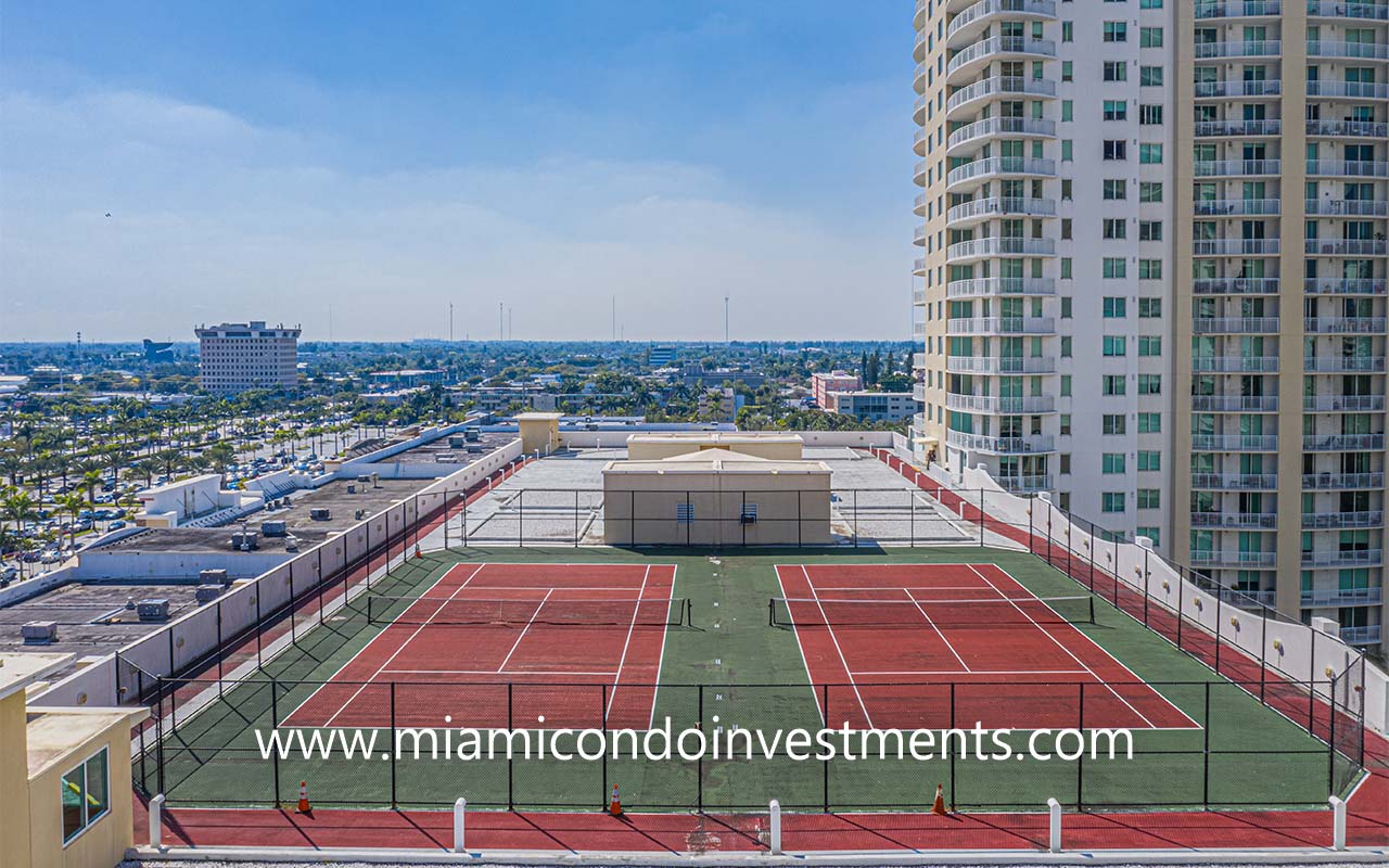 Duo Hallandale Beach Tennis Courts