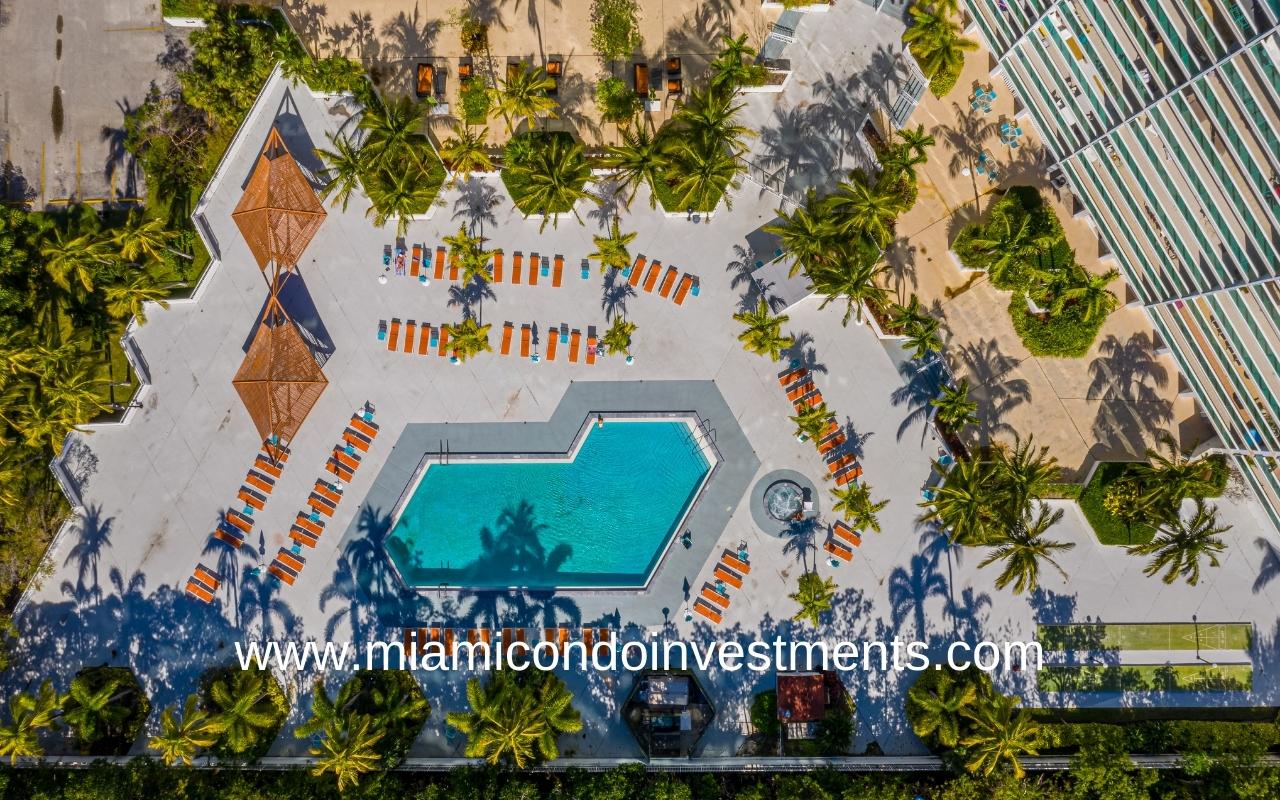 Arlen House East Pool Deck